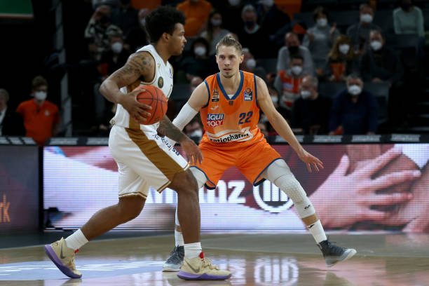 源于多种因 源于多种因