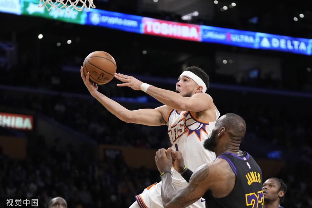 在首发阵容 在首发阵容