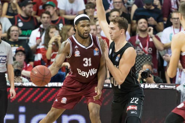 在激烈的N 在激烈的N